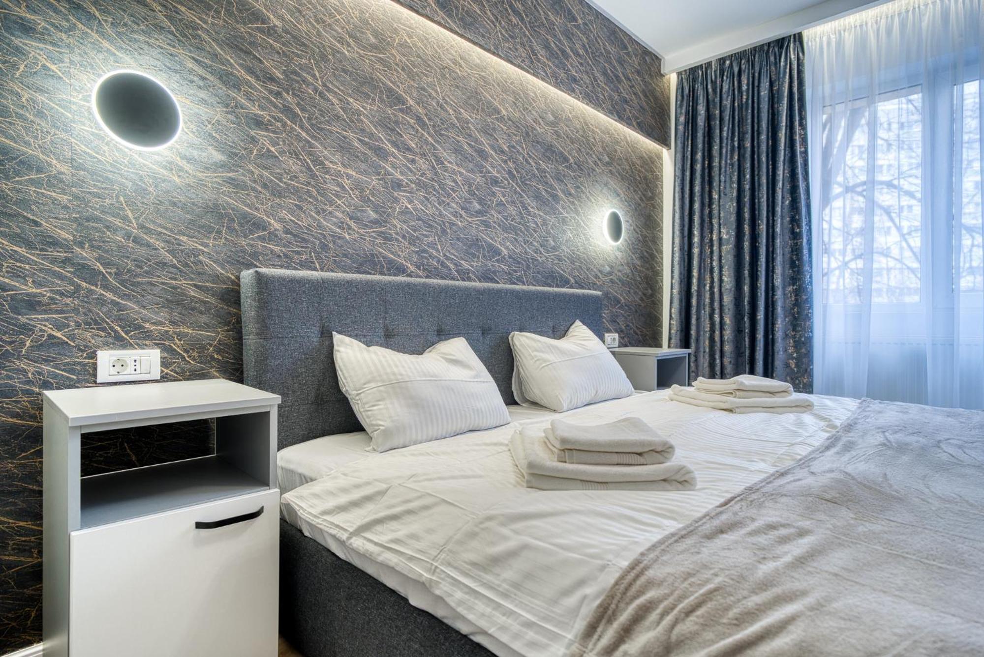 City Chic Retreat: Newly Renovated 1Br Apartment Бухарест Екстер'єр фото
