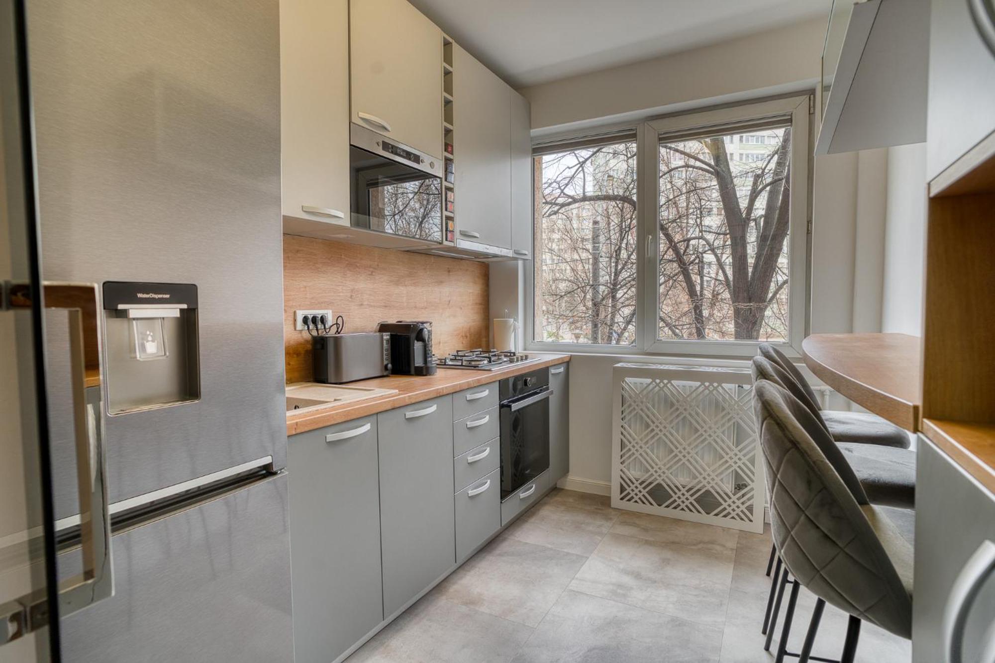 City Chic Retreat: Newly Renovated 1Br Apartment Бухарест Екстер'єр фото